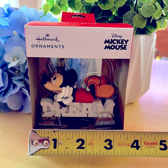 ✨ Hallmark Ornament Disney Mickey Mouse Dream NWT ✨ - Picture 2 of 9